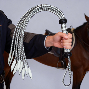 Fournisseur direct d'usine, best-seller <span class=keywords><strong>Amazon</strong></span> : Fouet en cuir véritable tressé pour jeux de rôle adultes, sélection de vente en gros transfrontalière - Product Image 2