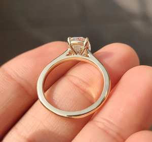 แหวนแต่งงานเพชรเพาะเลี้ยงแบบสั่งทำพิเศษ ทองคำแท้ 18k สีเหลือง ความใส VVS เครื่องประดับคลาสสิกสำหรับวันครบรอบสำหรับผู้หญิง ของขวัญ ปราศจากนิกเกิล - Product Image 2