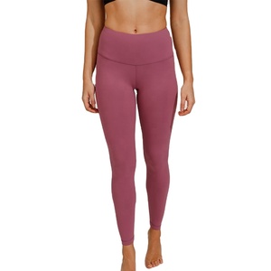 Mallas deportivas transpirables con Control de barriga para mujer, pantalones de Yoga personalizados de sensación desnuda, colores sólidos, gran oferta - Product Image 1