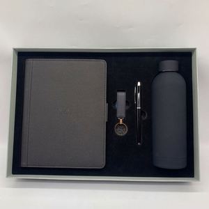 Novedad 2026: Set de Regalo Ejecutivo de Lujo para Clientes VIP - Batería Externa Inteligente de 8000 mAh, Llavero y Bolígrafo con Botella - Product Image 2
