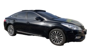 Hyundai Grandeur Azera 2014, conduite à gauche, essence, berline, voiture d'occasion coréenne, automatique, traction avant, 5 places, toit ouvrant panoramique, haute spécification - Product Image 2