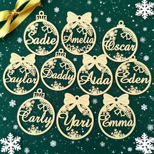 Juego de Adornos Navideños Personalizados |   Corte y Grabado Láser en Madera Contrachapada de Álamo de una Sola Capa |   8 Adornos Colgantes con Formas Navideñas - Product Image 1