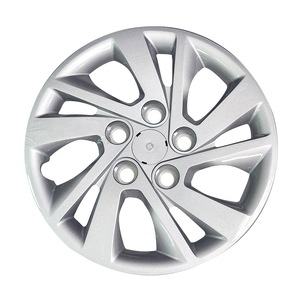 Capuchon de roue argenté de 15 pouces - Product Image 1