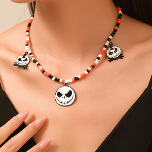 Collar de cuentas con diseño de calavera de calabaza de dibujos animados de Halloween, cadena de clavícula de varias capas, joyería para fiesta D1340-1 - Product Image 1