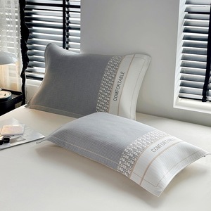 <span class=keywords><strong>2025</strong></span> New cotton ánh sáng sang trọng gạc gối ODM/OEM Chất lượng cao mềm đôi gối khăn tùy chỉnh bộ đồ giường - Product Image 1