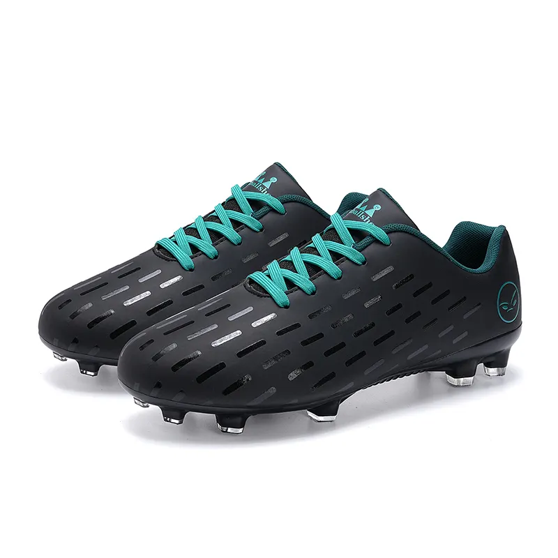 Scarpe da calcio 2023 da calcio alte da calcio respirano scarpe da calcio sportive usate colorate da uomo