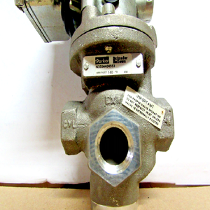 PLC N3554404553 รีโมทไพลอตโซลินอยด์ 3 ทาง 115 โวลต์ (ใหม่ - ไม่มีกล่อง) จากโรงงานโดยตรง - Product Image 1