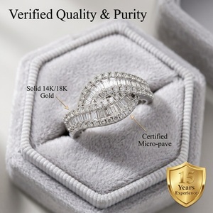 Anillo Cruzado de Oro Blanco Sólido de 18K con Diamantes Naturales Redondos y Baguette, Engaste de Canal de Dos Bandas, Personalizado OEM ODM - Product Image 3