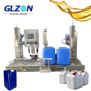 Machine de remplissage de bidons industriels |   Remplisseuse de liquides semi-automatique pour l'emballage de produits chimiques, de peintures, d'huiles et de solvants - Product Image 2