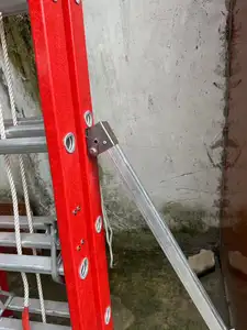 Fiberglass Products Insulating Telescopic Ladder 3 Section Extension Ladder Certificated By The EN 131