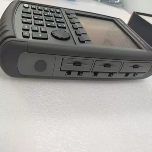 Analizador de Microondas Portátil Keysight N9917a Fieldfox, Frecuencia de 18 GHz, 18 GHz a 1 GHz -155 dBmW - Product Image 2