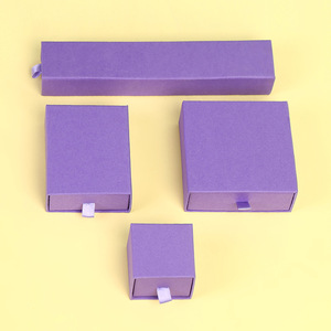 Square Gift Box China Manufacturer Embossing Rectangle Square Cardboard Luxury Jewelry Gift Packaging Box