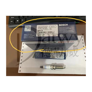 Bougie d'allumage OE 9802840180 5960L3 Citroen C3 C4 C5 Ds3 4 5 <span class=keywords><strong>Peugeot</strong></span> 2008 207 <span class=keywords><strong>208</strong></span> 3008 308 5008 RCZ 508 1.2 THP (une pièce) - Product Image 1