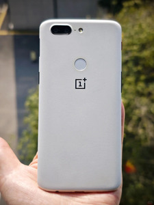 OnePlus 5T มือสอง ปลดล็อคแล้ว ความจุ 6+64GB หรือ 8+128GB โทรศัพท์มือถือ 5G ระบบ Android - Product Image 5