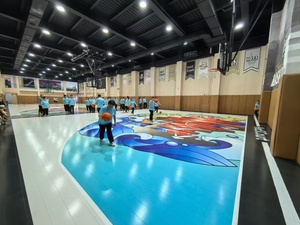 Suelo de gimnasio interior profesional modular aprobado por FIBA Merry Sports, suelo de baloncesto de madera dura, madera de arce para arenas escolares - Product Image 3