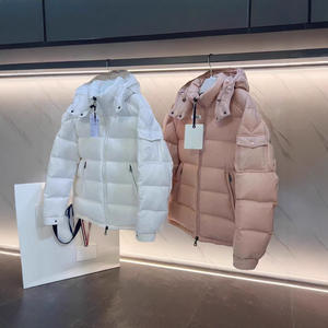 Chaqueta Estilo Canadiense Más Vendida de MON, Modelo MAYA, Apta para Hombres y Mujeres, Cortavientos con Cremallera, Estilo Outdoor, Talla 1:1, Alta Calidad - Product Image 2