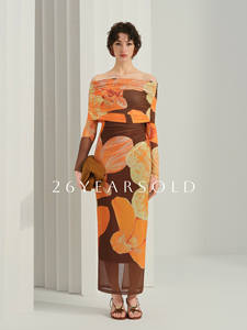 Abito Casual da Donna 26YEARSOLD Vintage Designer Primavera/Estate con Stampa Floreale, Rete, Spalle Scoperte, Vestibilità Slim, Lunghezza alla Caviglia 33179 - Product Image 2