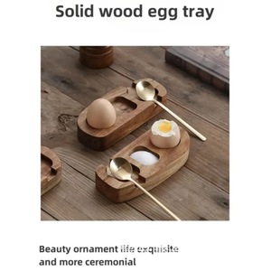 Porte-œufs en bois avec pot à sel et cuillère en bois d'acacia massif pour servir le petit-déjeuner - Product Image 3