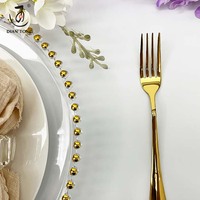 Assiettes de présentation décoratives en plastique transparent, rose, argent, or, perlées, de 13 pouces, pour événements, restaurants, mariages, vente en gros, à prix abordable