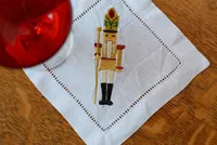 Serviettes de Cocktail Blanc 100% Dessous de Verre en Lin avec Casse-Noisette Broderie Serviettes Utilisées dans les Dîners de Vacances