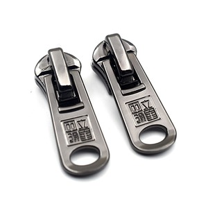 Tùy Chỉnh Dây Kéo Phụ Kiện Túi Xách Áo Khoác Phổ Dây Kéo #5 Nylon Kim Loại Kéo Đầu Kim Loại Dây Kéo Thanh Trượt Puller Cho Quần Áo - Product Image 4