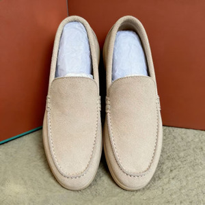 Sepatu Pria Kasual Klasik Model Datar Merk Custom, Ringan dan Nyaman, Bahan Suede Kulit dengan 100% Wol Australia - Product Image 1