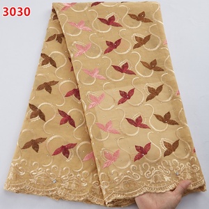 3030 gros 100% coton africain dentelle tissu 2021 haute qualité dubaï dentelle brodée nigérian <span class=keywords><strong>suisse</strong></span> Voile dentelle en <span class=keywords><strong>suisse</strong></span> - Product Image 2