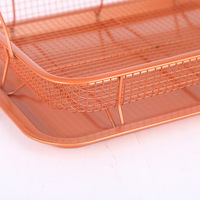 Venda quente Elevated Mesh Crisping Grill Basket Set Copper Air Fryer Crisper Basket e Bandeja para Assar Pratos & Panelas