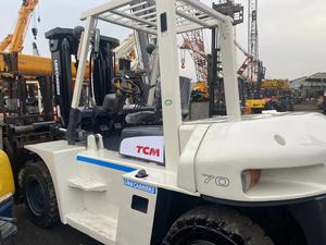 Chariot élévateur diesel TCM FD70 de 7 tonnes, capacité de 7000 kg, mât de 3 m, moteur Isuzu, équipement industriel lourd pour entrepôt - Product Image 3