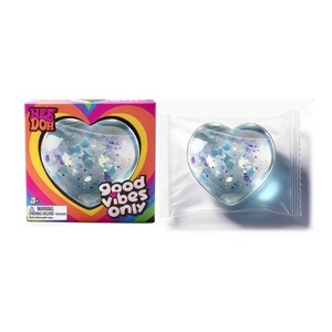 NeeDoh Sparkle Hearts Plush Teenie Glittery Heart Minis, Paquete de 3, Corazones Suaves para el Día de San Valentín para Niñas y Niños - Product Image 5