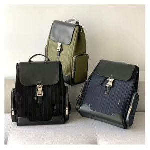 官方 R Brand Never Still 全新大号牛仔布翻盖背包男女通用旅行包 - Product Image 1