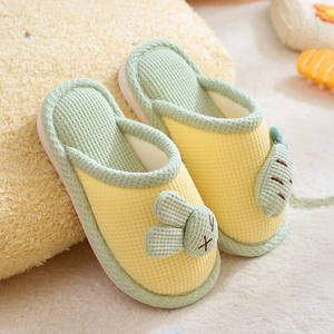 Chaussons d'hiver en peluche de haute qualité pour enfants, doux, en coton, avec motifs d'animaux mignons, pour la maison, l'extérieur, la chambre, adorables pantoufles en coton pour enfants - Product Image 4