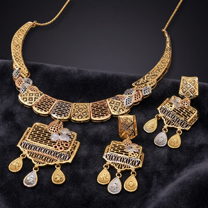 Collares Cortos Chapados en Oro de 3 Tonos al por Mayor, Conjunto de Collares de Moda de 3 Tonos, Conjunto de Joyería Tricolor, Conjunto de Collares de Oro Multitono - Product Image 1