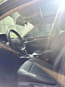 Migliore Offerta USATO 2023 IN VENDITA per Volkswagen <span class=keywords><strong>Passat</strong></span> 330TSI Turbo Automatico Guida a Sinistra Interni in Pelle Pneumatici R18 Berlina Posteriore - Product Image 1