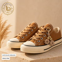 Breloques de chaussures en alliage de zinc plaqué or, faites à la main, avec nœuds de cordon tressé, décorations pour lacets de baskets, breloques personnalisées, vente en gros directe usine