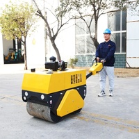 Mini-compacteur vibrant robuste à commande manuelle pour petits projets de construction routière