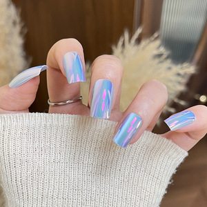 Mermaid Aurora Gradient Uñas portátiles Pegatinas cortas de gama alta Exportación Venta caliente Puntas de uñas falsas intermitentes galvanizadas - Product Image 3