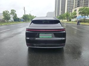 รถยนต์พลังงานใหม่ EV <span class=keywords><strong>มือ</strong></span><span class=keywords><strong>สอง</strong></span>ขายดี Li Auto I6 สำหรับส่งออก ขับเคลื่อนสี่ล้อ พวงมาลัยซ้าย ระยะทางวิ่ง 660 กม. กำลังไฟ 400 กิโลวัตต์ แบตเตอรี่ 87.3 กิโลวัตต์ชั่วโมง - Product Image 5