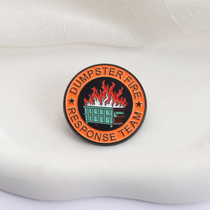Dumpster Fire Response Team Broche Esmalte Pins Custom <span class=keywords><strong>Trash</strong></span> Fire Sarcastic Broches Mochila Solapa Insignia Joyería Regalo para Amigo - Product Image 3