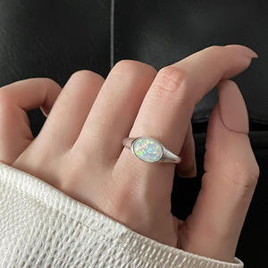 Anillo de Latón con Forma de Concha Minimalista Unisex de Moda, Chapado en Plata 925, Elegante, Versátil, Diseño Abierto de Alta Gama para Boda - Product Image 6