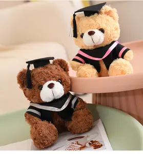 Grosir Teddy Bears di seragam sarjana siswa Dr. mewah wisuda dengan topi hadiah anak-anak