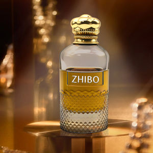 Bottiglia di <span class=keywords><strong>Profumo</strong></span> di Lusso Stile Saudita 100ml, Fondo Spesso in Vetro, Serigrafia, Erogatore Spray Delicato, Logo Personalizzabile - Product Image 1