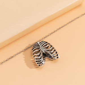 Brave Light fábrica de joyería de moda collar de jaula torácica anatómica Zombie Horror <span class=keywords><strong>Goth</strong></span> gótico victoriano espeluznante joyería de Halloween - Product Image 5