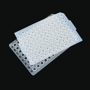 Couverture en silicone pour plaque PCR à 96 puits – Protection de microplaques de laboratoire - Product Image 4