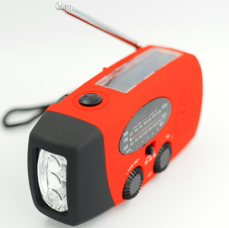 Портативный радиоприемник на солнечной батарее с функцией AM/FM/NOAA, 2000 мА · ч