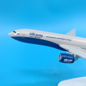 Modellino di Aereo Personalizzato 16cm B777 Azerbaijan Silkway West Airlines Alta Simulazione in Lega per Regalo Promozionale - Product Image 2