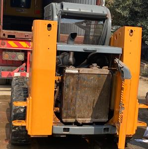 Efficiënte Laad-En Loskoffer 420 Slipstuur Kleine Lader <span class=keywords><strong>4</strong></span> Ton Mini-Bouwmachines Met Een Laag Brandstofverbruik - Product Image 5