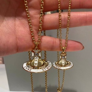 Collana con Ciondolo Pianeta Orb [Collaborazione NANA] della VVN Empress Vivienne, Girocollo Minimalista di Lusso per Donne - Product Image 6