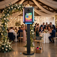 Kiosque photo portable pour iPad DSLR, station de selfie réglable en hauteur avec flight case pour la location événementielle