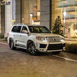 ชุดแต่ง LC200 สำหรับ <span class=keywords><strong>Toyota</strong></span> Land Cruiser 200 ปี 2007-2012 รุ่นปรับโฉม ชุดแต่งไวด์บอดี้ อัพเกรดกันชนหน้า-หลัง ชุดบังโคลนแปลงเป็นแบบ Fender Flares - Product Image 4